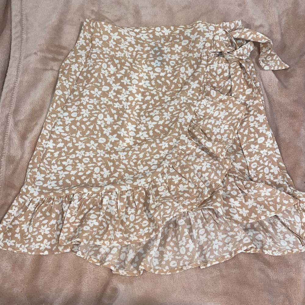 Pink and white floral skirt
